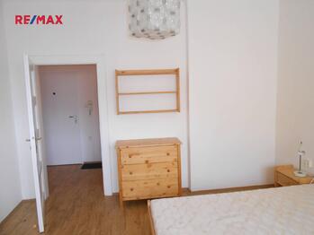 Pronájem bytu 1+1 v osobním vlastnictví 55 m², Brno