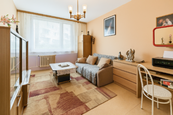 Prodej bytu 3+1 v osobním vlastnictví 70 m², Praha 8 - Kobylisy