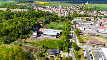 Prodej skladovacích prostor 2500 m², Bor