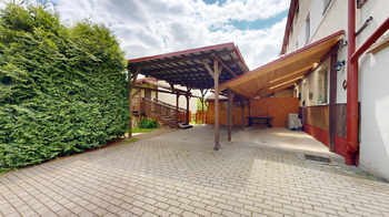 Penzion - Prodej ubytovacího zařízení 820 m², Varvažov