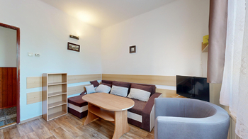 Penzion - Prodej ubytovacího zařízení 820 m², Varvažov