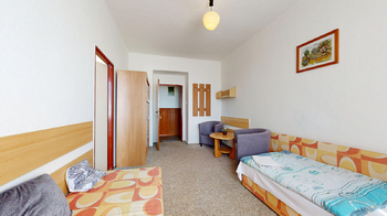Penzion - Prodej ubytovacího zařízení 820 m², Varvažov