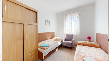 Penzion - Prodej ubytovacího zařízení 820 m², Varvažov