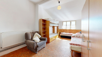 Penzion - Prodej ubytovacího zařízení 820 m², Varvažov