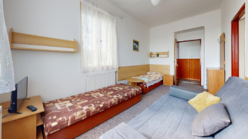 Penzion - Prodej ubytovacího zařízení 820 m², Varvažov