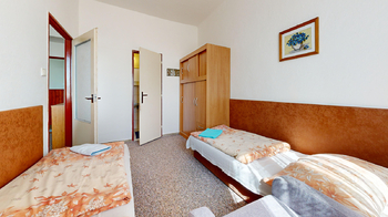 Penzion - Prodej ubytovacího zařízení 820 m², Varvažov