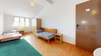Penzion - Prodej ubytovacího zařízení 820 m², Varvažov