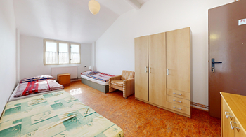 Penzion - Prodej ubytovacího zařízení 820 m², Varvažov