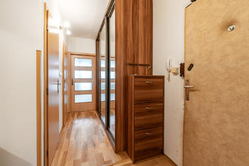 Pronájem bytu 3+1 v osobním vlastnictví 70 m², Praha 5 - Radlice