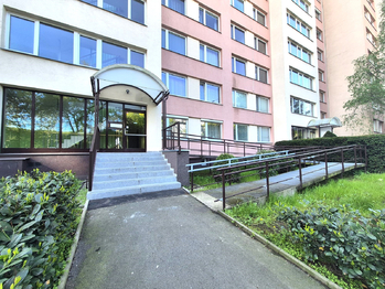 Pronájem bytu 3+kk v družstevním vlastnictví 69 m², Praha 4 - Háje
