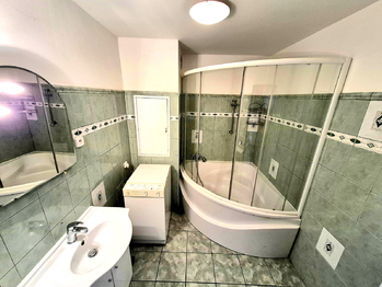 Pronájem bytu 3+kk v družstevním vlastnictví 69 m², Praha 4 - Háje