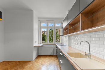 Prodej bytu 4+kk v osobním vlastnictví 98 m², Praha 6 - Bubeneč