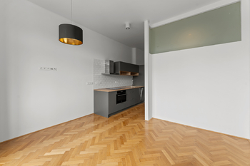 Prodej bytu 4+kk v osobním vlastnictví 98 m², Praha 6 - Bubeneč