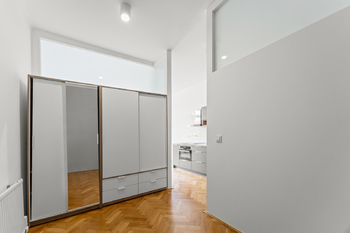 Prodej bytu 4+kk v osobním vlastnictví 98 m², Praha 6 - Bubeneč