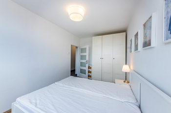 12. Severní ložnice - Pronájem bytu 3+1 v družstevním vlastnictví 82 m², Praha 8 - Bohnice