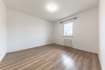 Pokoj 2. - Prodej domu 79 m², Peruc