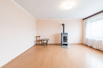 Prodej domu 242 m², Dřísy