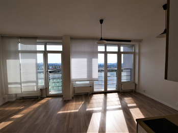 Prodej bytu 1+kk v osobním vlastnictví 28 m², Praha 10 - Strašnice