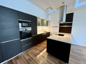 Pronájem bytu 3+kk v osobním vlastnictví 78 m², Praha 4 - Háje