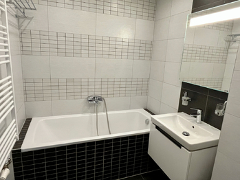 Pronájem bytu 3+kk v osobním vlastnictví 78 m², Praha 4 - Háje