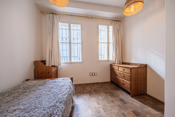 Pronájem bytu 3+1 v osobním vlastnictví 85 m², Praha 1 - Malá Strana