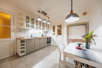 Pronájem bytu 3+1 v osobním vlastnictví 85 m², Praha 1 - Malá Strana