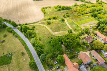Prodej pozemku 1398 m², Milešov