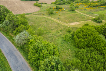 Prodej pozemku 1398 m², Milešov