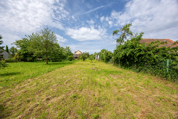 Prodej pozemku 932 m², Ondřejov