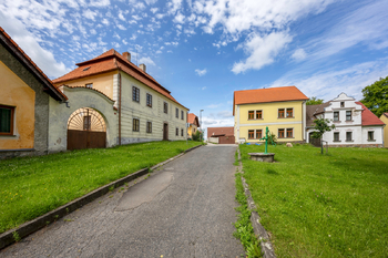 Prodej pozemku 932 m², Ondřejov