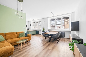 Prodej bytu 3+kk v osobním vlastnictví 84 m², Hradec Králové