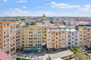 Prodej bytu 3+kk v osobním vlastnictví 84 m², Hradec Králové