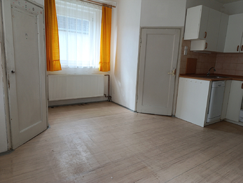 kuchyň - Prodej domu 69 m², Teplice
