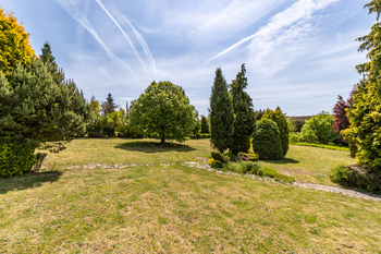 Prodej zemědělského objektu 750 m², Snědovice