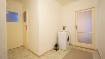 chodba - Prodej bytu 2+1 v osobním vlastnictví 53 m², Kladno
