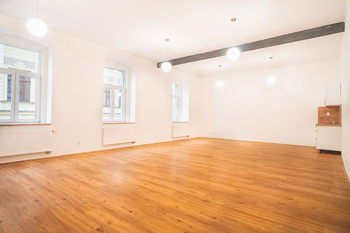 Pronájem kancelářských prostor 52 m², Plzeň