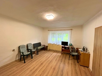 Prodej domu 150 m², Stavěšice