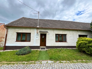 Prodej domu 150 m², Stavěšice