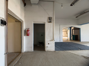 Pronájem obchodních prostor 920 m², Rousínov