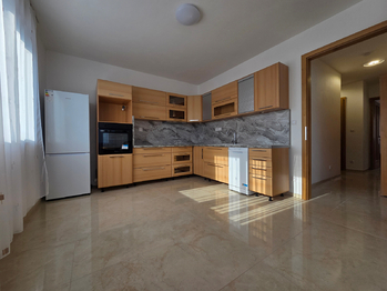 Pronájem bytu 3+kk v osobním vlastnictví 73 m², Praha 6 - Břevnov