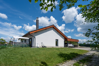Prodej domu 100 m², Hvozdná