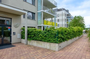 Pronájem bytu 2+kk v osobním vlastnictví 77 m², Praha 8 - Dolní Chabry
