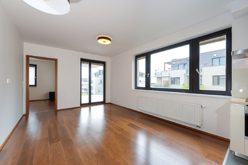 Pronájem bytu 2+kk v osobním vlastnictví 77 m², Praha 8 - Dolní Chabry