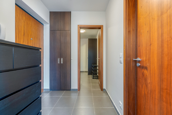 Pronájem bytu 2+kk v osobním vlastnictví 77 m², Praha 8 - Dolní Chabry