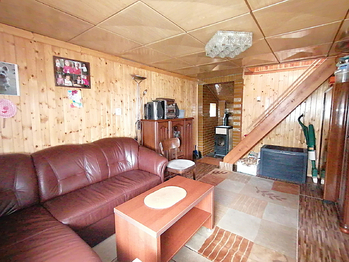 pokoj v přízemí - Prodej chaty / chalupy 45 m², Mezina