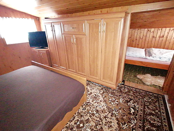 ložnice v podkroví - Prodej chaty / chalupy 45 m², Mezina