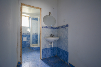 Koupelna s WC - Prodej domu 261 m², Kostelec nad Orlicí