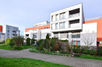 Prodej bytu 3+kk v osobním vlastnictví 76 m², Praha 10 - Pitkovice