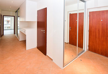 Prodej bytu 3+kk v osobním vlastnictví 76 m², Praha 10 - Pitkovice
