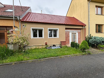 Prodej domu 72 m², Šumice